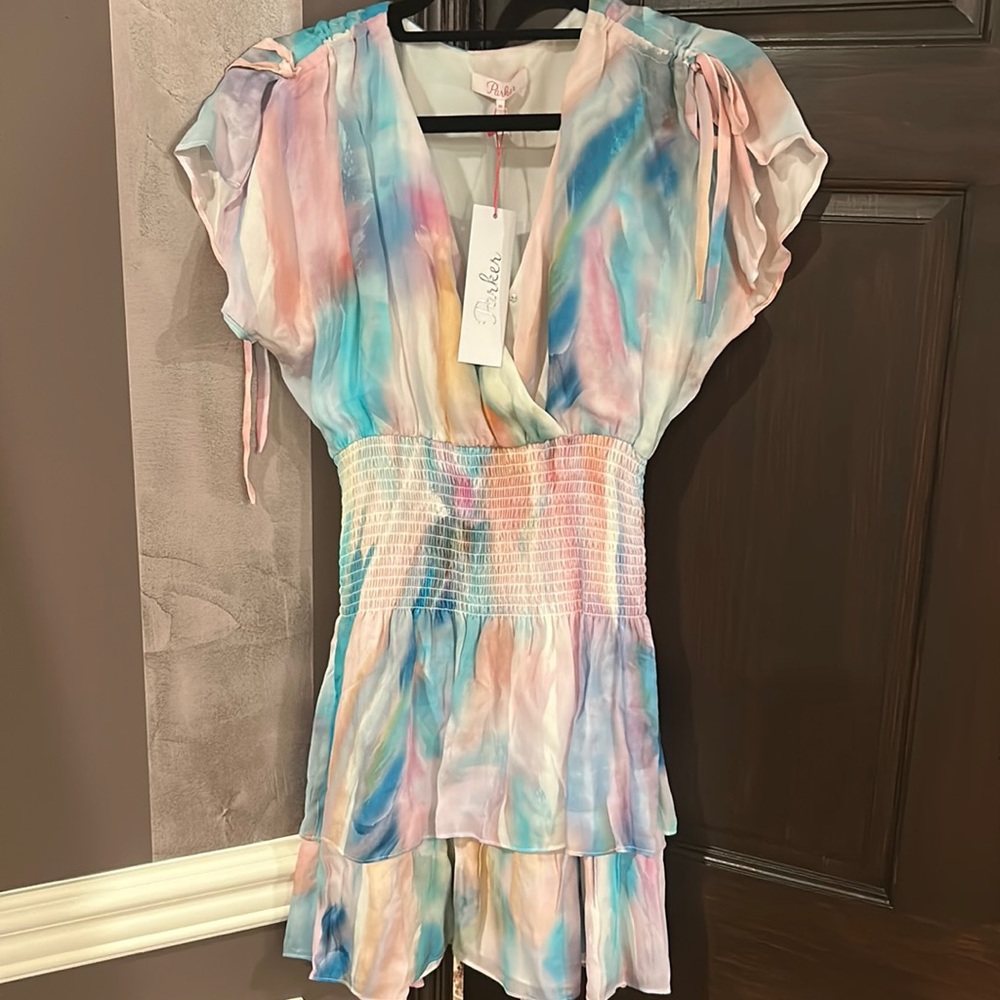 Brand new Parker multi-color dress. Flowy and fitted. Super cute. Size XS